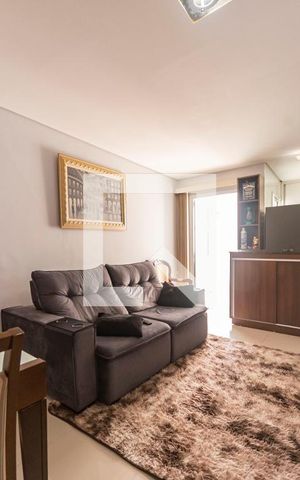 Apartamento à venda com 70m², 2 quartos e 1 vaga Apartamento à venda com 70m², 2 quartos e 1 vagaSala