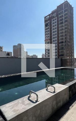 Studio à venda com 21m², 1 quarto e sem vaga Studio à venda com 21m², 1 quarto e sem vagaPiscina