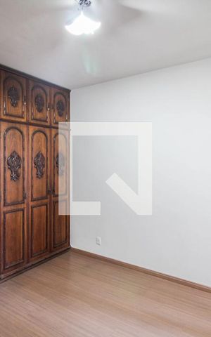 Apartamento para alugar com 172m², 3 quartos e 2 vagas Apartamento para alugar com 172m², 3 quartos e 2 vagasSuíte