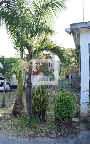 Casa à venda com 100m², 2 quartos e 8 vagasQuintal