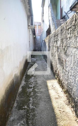Casa à venda com 100m², 2 quartos e 8 vagasCorredor