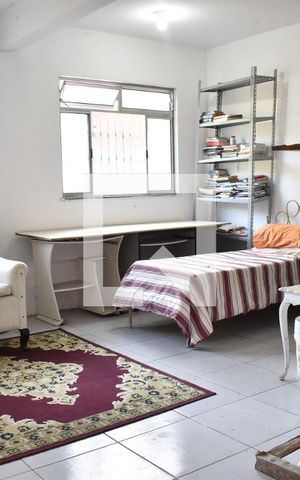 Casa à venda com 100m², 2 quartos e 8 vagasQuarto 2