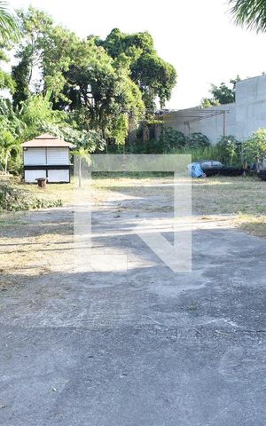 Casa à venda com 100m², 2 quartos e 8 vagasQuintal