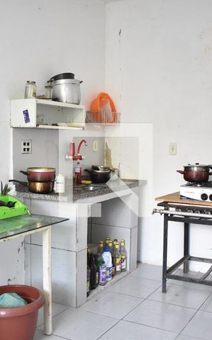 Casa à venda com 100m², 2 quartos e 8 vagasCozinha