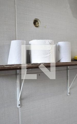 Casa à venda com 100m², 2 quartos e 8 vagasDetalhe
