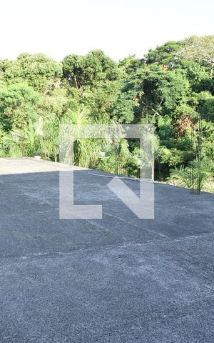 Casa à venda com 100m², 2 quartos e 8 vagasTerraço