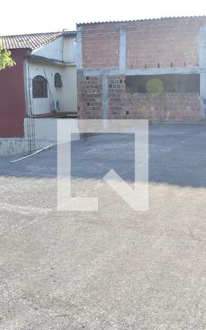 Casa à venda com 100m², 2 quartos e 8 vagasTerraço