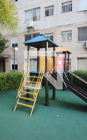 Apartamento para alugar com 50m², 2 quartos e 1 vaga Apartamento para alugar com 50m², 2 quartos e 1 vagaÁrea Comum - Playground