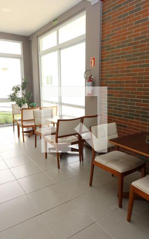 Apartamento para alugar com 50m², 2 quartos e 1 vaga Apartamento para alugar com 50m², 2 quartos e 1 vagaÁrea comum - Salão de festas 2