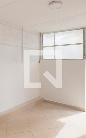 Casa para alugar com 180m², 2 quartos e 2 vagas Casa para alugar com 180m², 2 quartos e 2 vagasCozinha