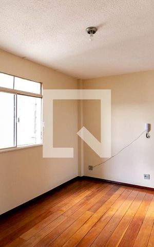 Apartamento à venda com 81m², 3 quartos e 1 vaga Apartamento à venda com 81m², 3 quartos e 1 vagaSala