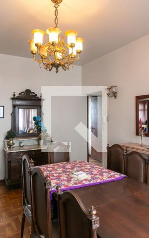 Apartamento à venda com 240m², 4 quartos e 2 vagas Apartamento à venda com 240m², 4 quartos e 2 vagasCopa