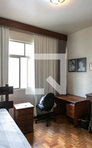 Apartamento à venda com 240m², 4 quartos e 2 vagas Apartamento à venda com 240m², 4 quartos e 2 vagasQuarto 2