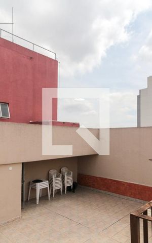Casa à venda com 50m², 1 quarto e 1 vaga Casa à venda com 50m², 1 quarto e 1 vagaPiscina