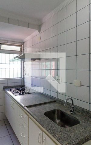 Casa à venda com 50m², 1 quarto e 1 vaga Casa à venda com 50m², 1 quarto e 1 vagaCozinha e área de serviço