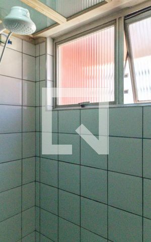 Casa à venda com 50m², 1 quarto e 1 vaga Casa à venda com 50m², 1 quarto e 1 vagaBanheiro