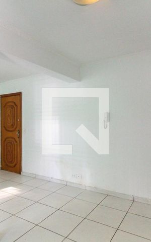 Casa à venda com 50m², 1 quarto e 1 vaga Casa à venda com 50m², 1 quarto e 1 vagaSala