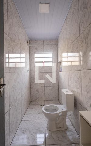 Casa para alugar com 70m², 2 quartos e 1 vagaBanheiro Social