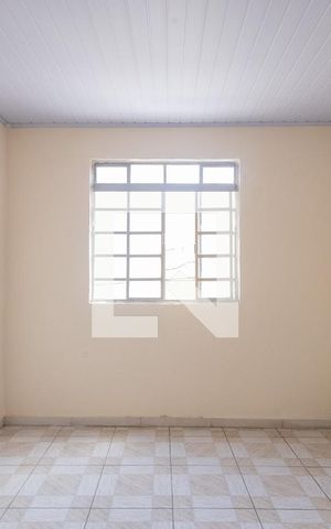 Casa para alugar com 70m², 2 quartos e 1 vagaSala