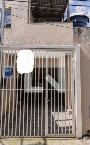 Casa para alugar com 70m², 2 quartos e 1 vagaFachada
