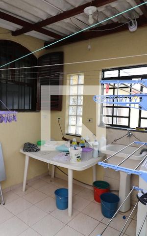 Casa à venda com 100m², 3 quartos e 1 vagaÁrea de Serviço