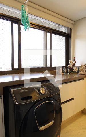 Apartamento à venda com 161m², 3 quartos e 3 vagasÁrea de Serviço