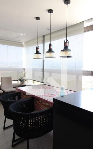 Apartamento à venda com 161m², 3 quartos e 3 vagasVaranda