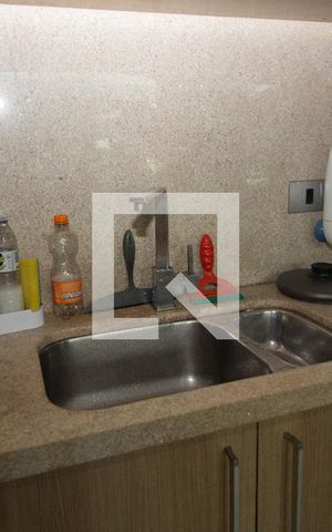 Casa à venda com 240m², 4 quartos e 8 vagas Casa à venda com 240m², 4 quartos e 8 vagasCozinha - Torneira