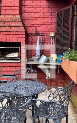 Casa à venda com 124m², 3 quartos e 2 vagasÁrea comum - Churrasqueira