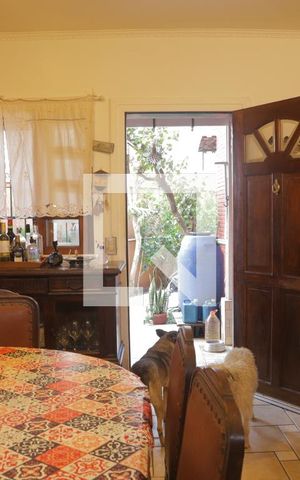 Casa à venda com 124m², 3 quartos e 2 vagasSala