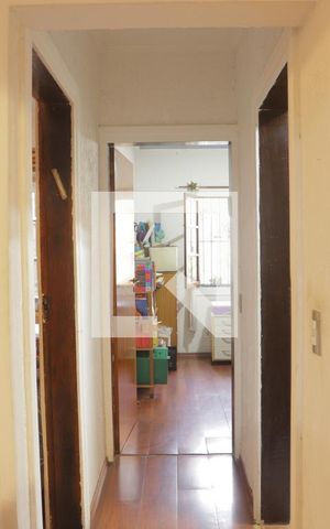 Casa à venda com 124m², 3 quartos e 2 vagasCorredor