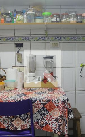 Casa à venda com 124m², 3 quartos e 2 vagasCozinha