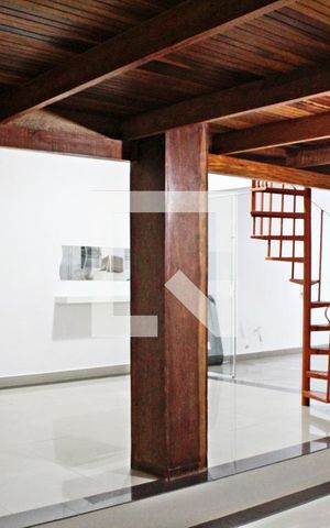 Casa para alugar com 150m², 2 quartos e 6 vagasSala