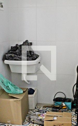 Casa para alugar com 150m², 2 quartos e 6 vagasÁrea de Serviço