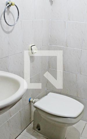 Casa para alugar com 150m², 2 quartos e 6 vagasLavabo
