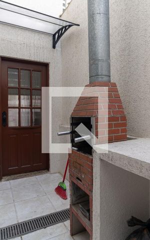 Casa à venda com 120m², 4 quartos e 2 vagas Casa à venda com 120m², 4 quartos e 2 vagasÁrea da Churrasqueira