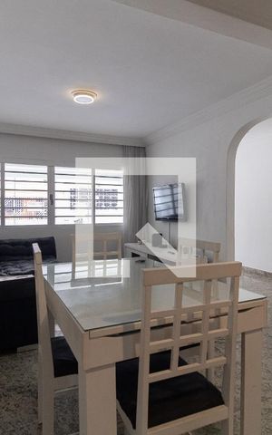 Casa à venda com 120m², 4 quartos e 2 vagas Casa à venda com 120m², 4 quartos e 2 vagasSala