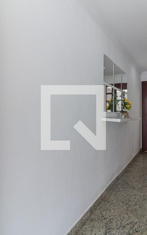 Casa à venda com 120m², 4 quartos e 2 vagas Casa à venda com 120m², 4 quartos e 2 vagasEntrada
