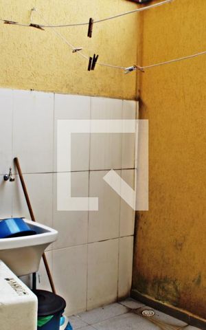 Casa de condomínio à venda com 120m², 3 quartos e 2 vagasÁrea de Serviço