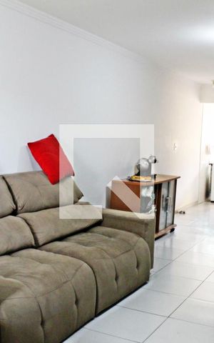 Casa de condomínio à venda com 120m², 3 quartos e 2 vagasSala