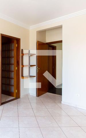 Casa para alugar com 193m², 3 quartos e 2 vagasSuíte 2