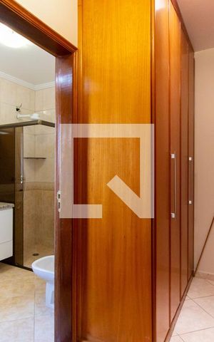 Casa para alugar com 193m², 3 quartos e 2 vagasCloset da Suíte