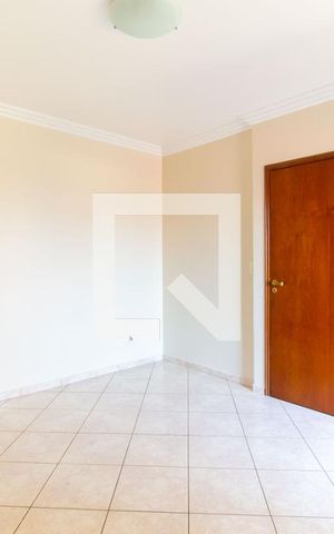 Casa para alugar com 193m², 3 quartos e 2 vagasSuíte