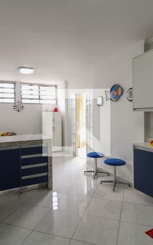 Apartamento para alugar com 170m², 3 quartos e 1 vaga Apartamento para alugar com 170m², 3 quartos e 1 vagaCozinha