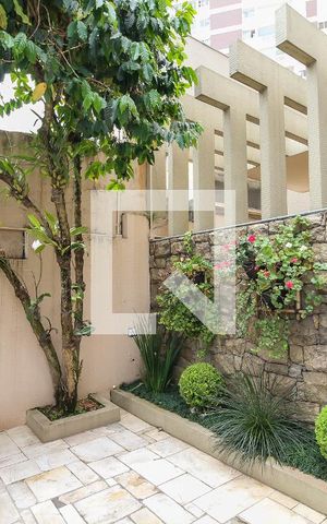 Apartamento para alugar com 170m², 3 quartos e 1 vaga Apartamento para alugar com 170m², 3 quartos e 1 vagaEntrada