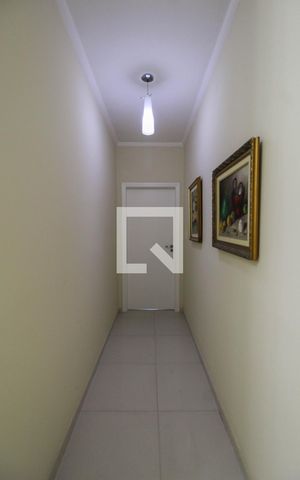 Apartamento para alugar com 170m², 3 quartos e 1 vaga Apartamento para alugar com 170m², 3 quartos e 1 vagaCorredor