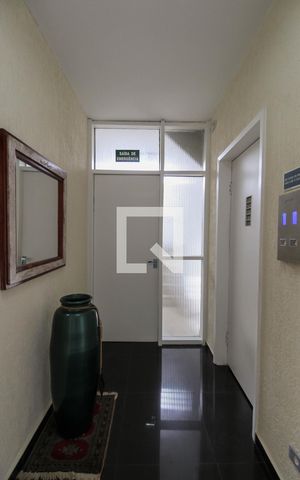 Apartamento para alugar com 170m², 3 quartos e 1 vaga Apartamento para alugar com 170m², 3 quartos e 1 vagaHall Privativo