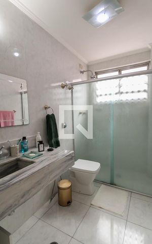 Apartamento para alugar com 170m², 3 quartos e 1 vaga Apartamento para alugar com 170m², 3 quartos e 1 vagaBanheiro