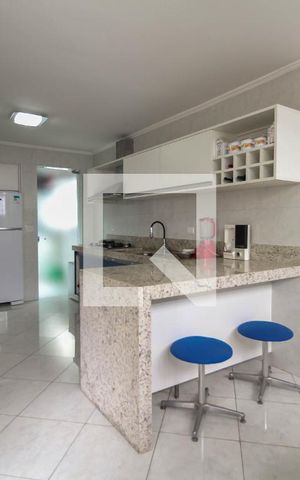 Apartamento para alugar com 170m², 3 quartos e 1 vaga Apartamento para alugar com 170m², 3 quartos e 1 vagaCozinha
