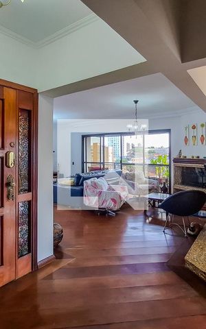 Apartamento à venda com 174m², 4 quartos e 3 vagas Apartamento à venda com 174m², 4 quartos e 3 vagassala